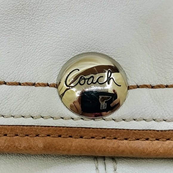 SOLD Coach Pleated SOHO Flap Shoulder Bag F13729 White Brown Leather Silver - Picture 13 of 16
